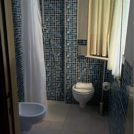 Italia מלון סניגליה