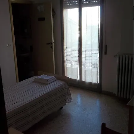 מלון Italia סניגליה