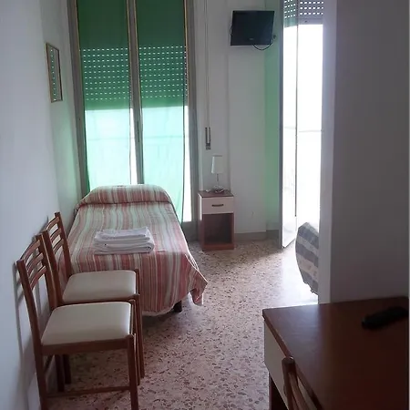 Italia מלון סניגליה