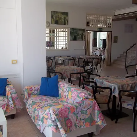 Отель Italia 3*