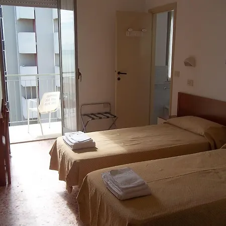 Italia Отель Сенигаллия