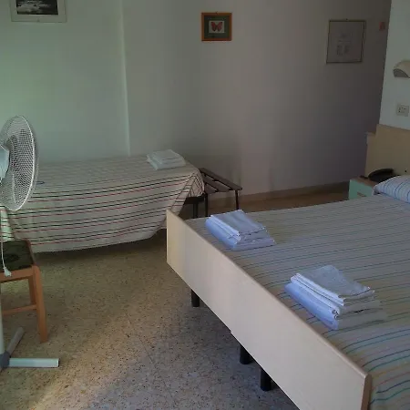 Italia Отель Сенигаллия