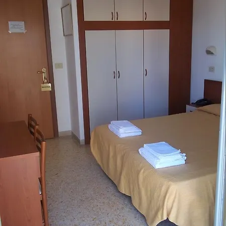 Italia Отель 3*