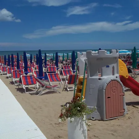 Отель Italia Сенигаллия